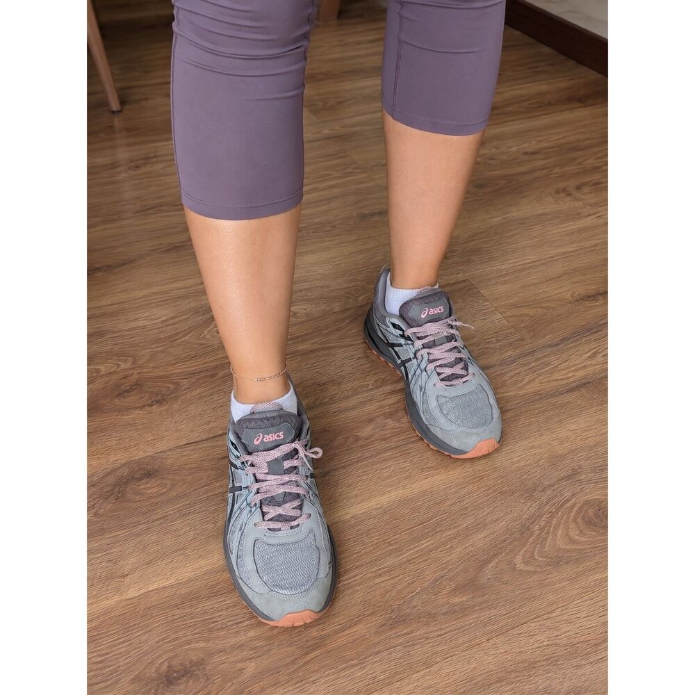 Asics Frequent Sneaker Women's US 9.5 Wide Gray Low Top Trail Running Shoes